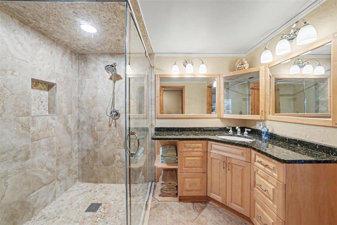 5900 Leeland St S, Saint Petersburg, FL 33715 Photo