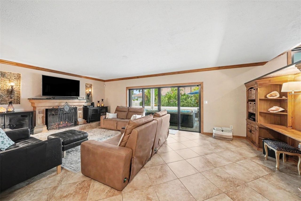 5900 Leeland St S, Saint Petersburg, FL 33715 Photo