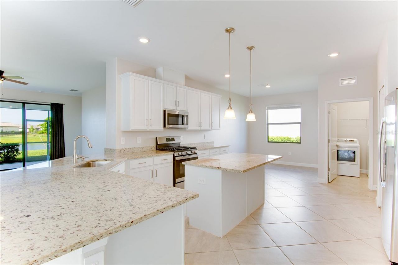 5040 Seafoam Trail, Bradenton, FL 34211 Photo