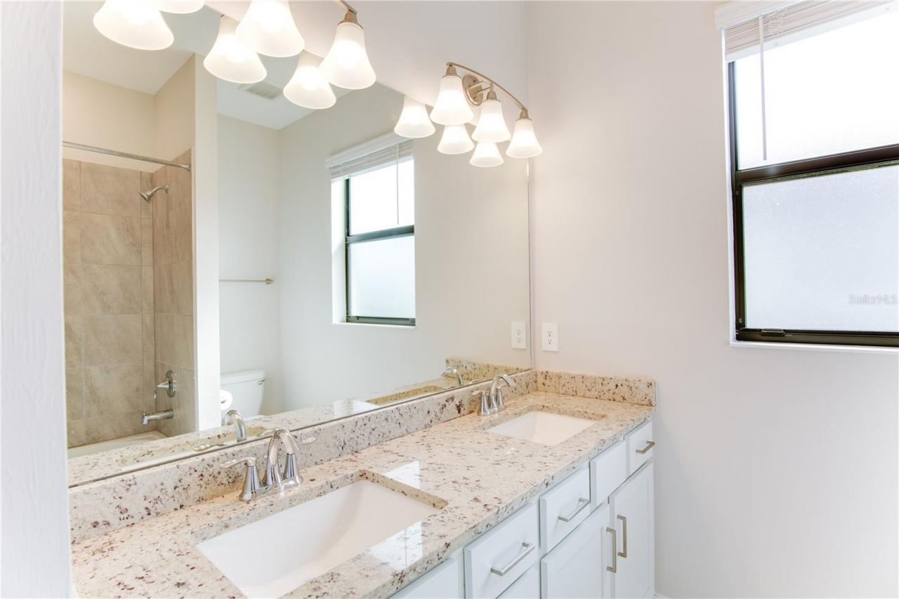 5040 Seafoam Trail, Bradenton, FL 34211 Photo