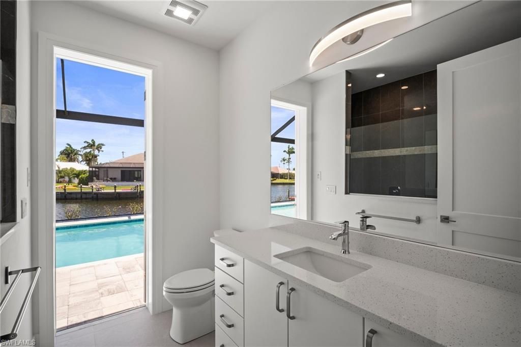 2304 SW 38th Ter , Cape Coral, FL 33914 Photo