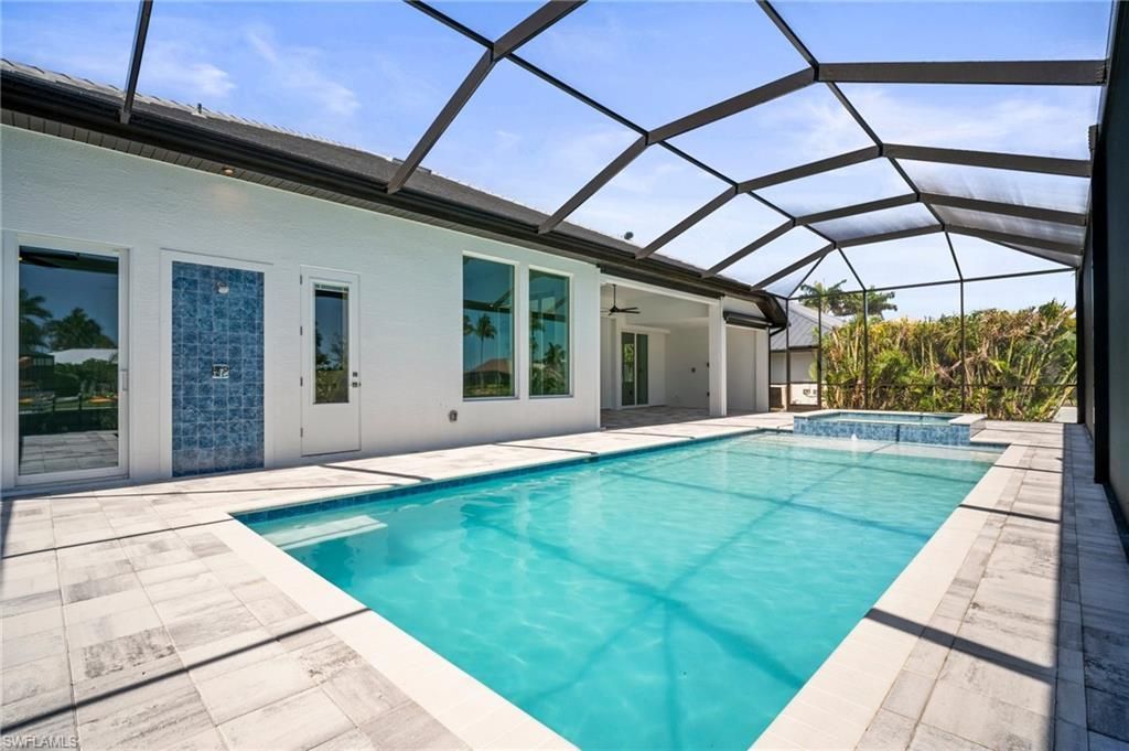 2304 SW 38th Ter , Cape Coral, FL 33914 Photo