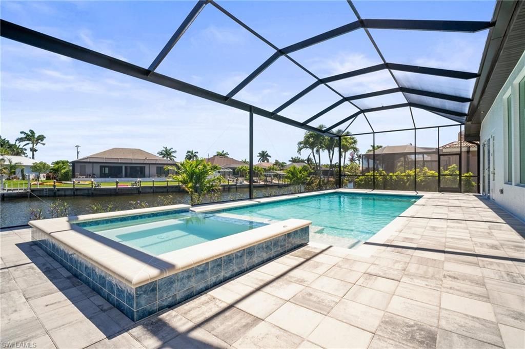 2304 SW 38th Ter , Cape Coral, FL 33914 Photo