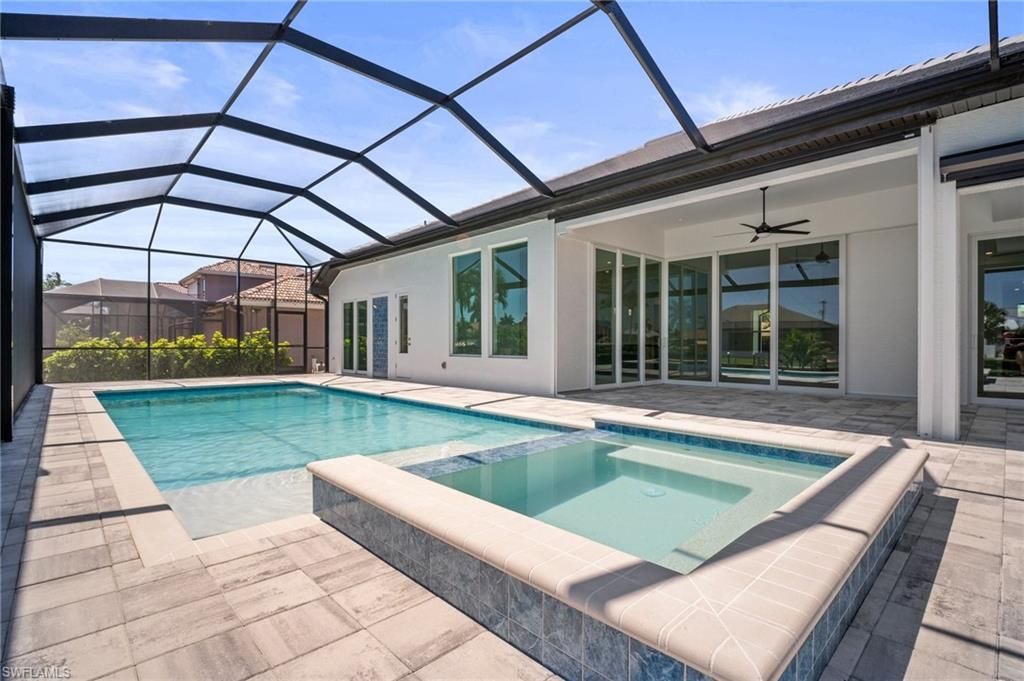 2304 SW 38th Ter , Cape Coral, FL 33914 Photo