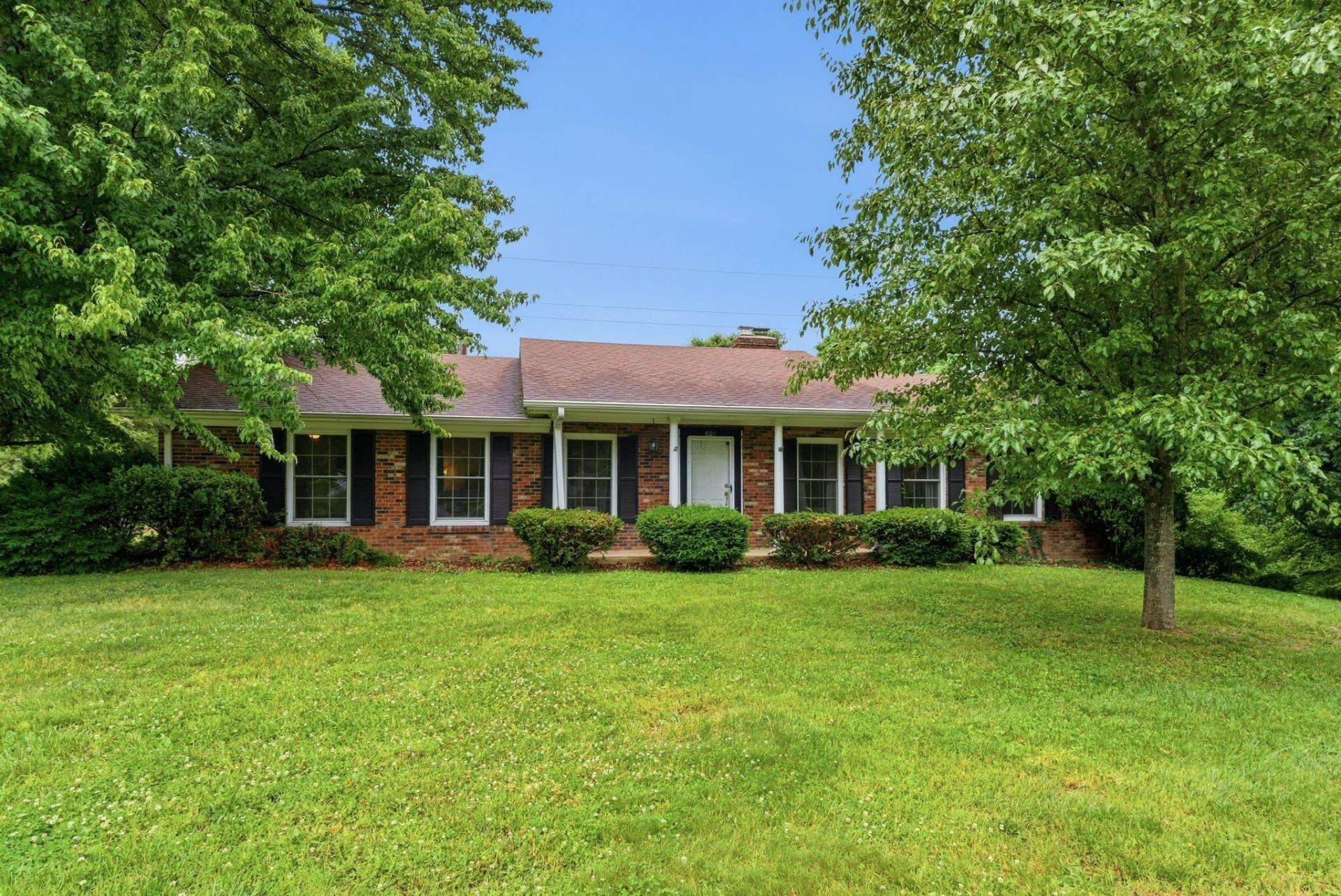 601 S Dogwood Drive, Berea, KY 40403