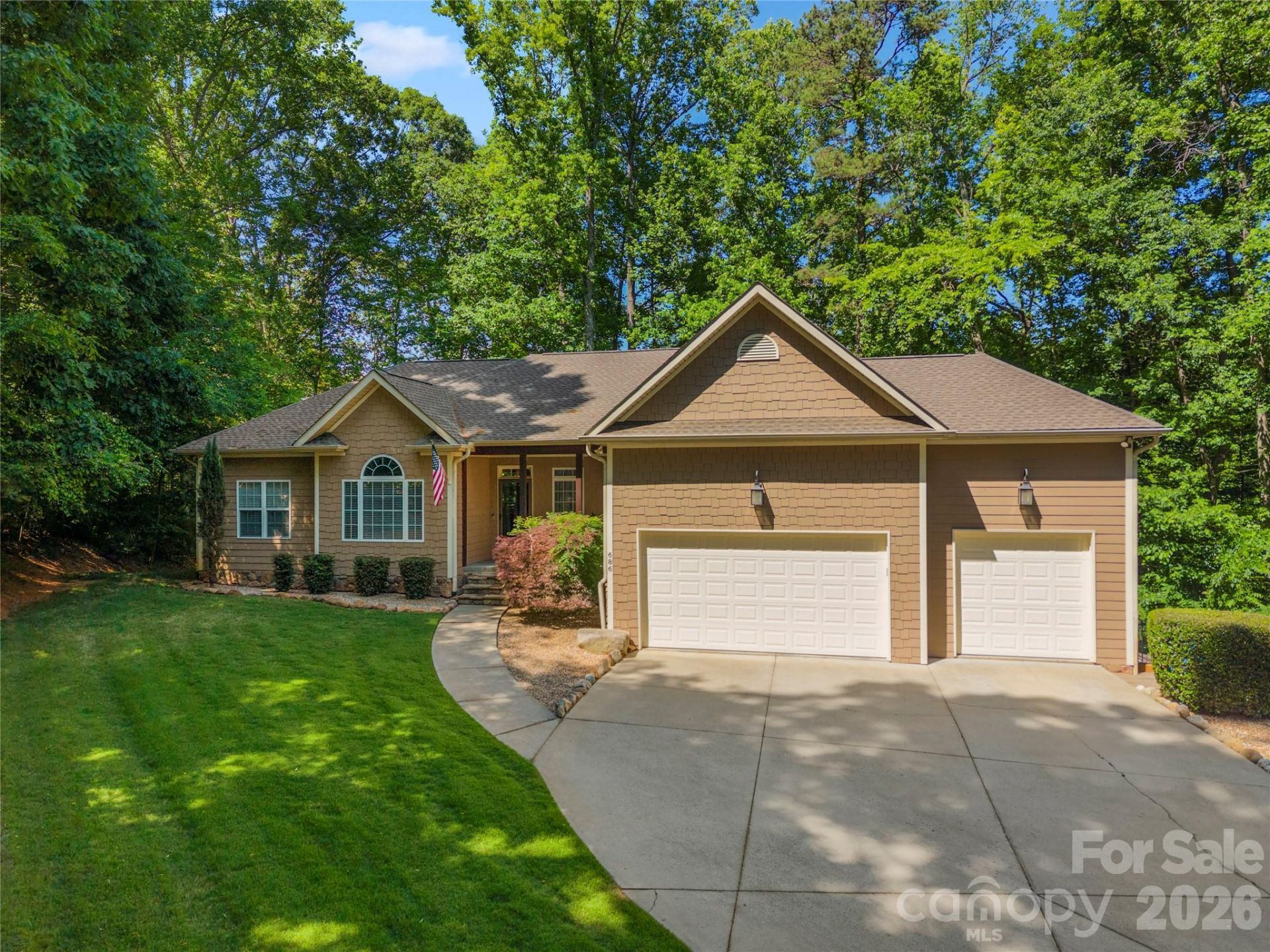 686 White Oaks Road , Mooresville, NC 28115 Main Photo