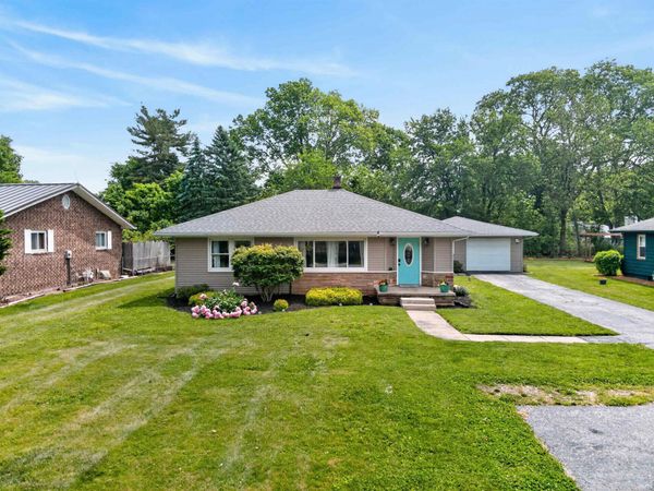 10690 N Brown Street, Syracuse, IN 46567