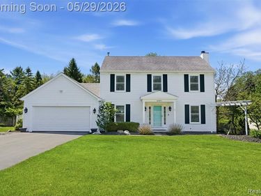 60491 Lamplighter Drive, Lyon Twp, MI 48165