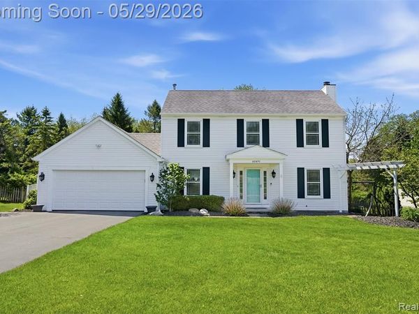 60491 Lamplighter Drive, Lyon Twp, MI 48165