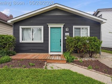 733 Camden Street, Ferndale, MI 48220