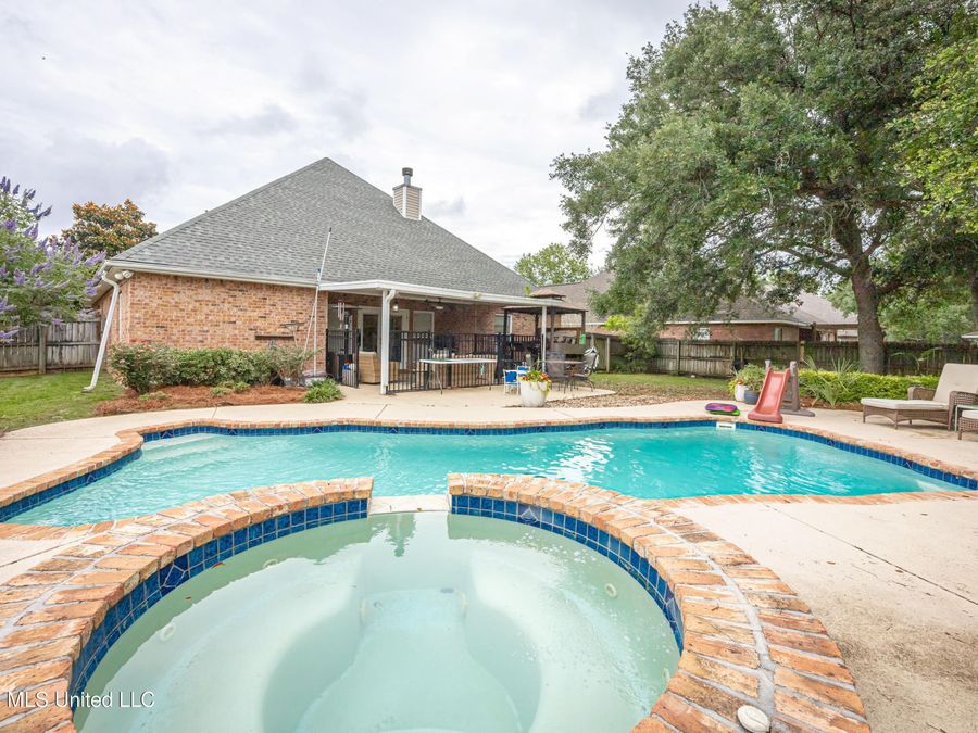 Property Image 29