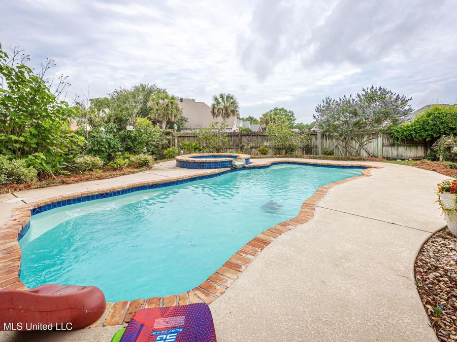 Property Image 31