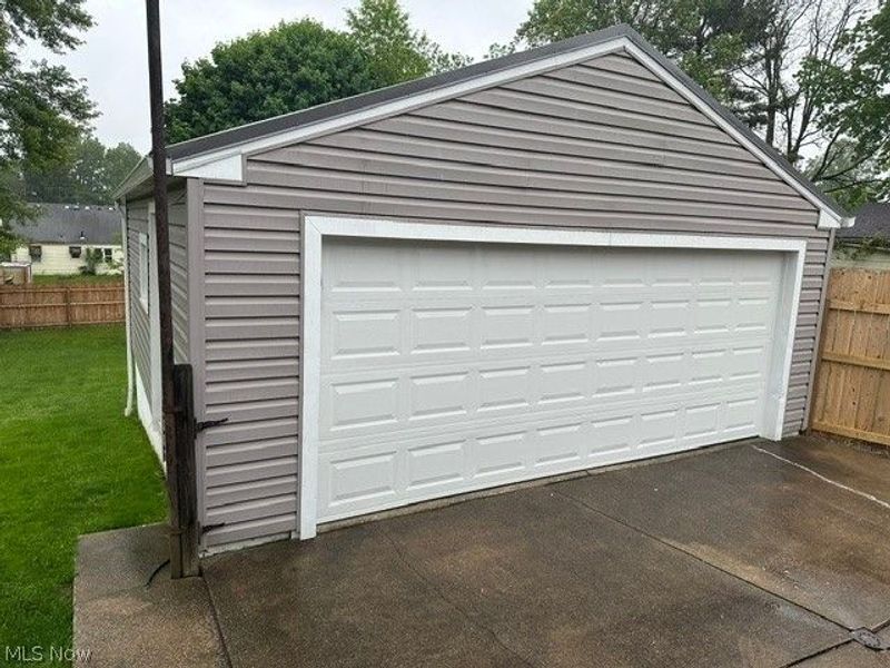 438 10th Street , Struthers, OH 44471 Photo 4