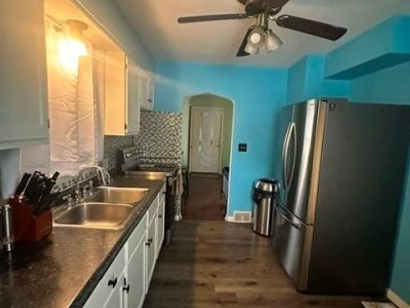 438 10th Street, Struthers, OH 44471 Photo 6