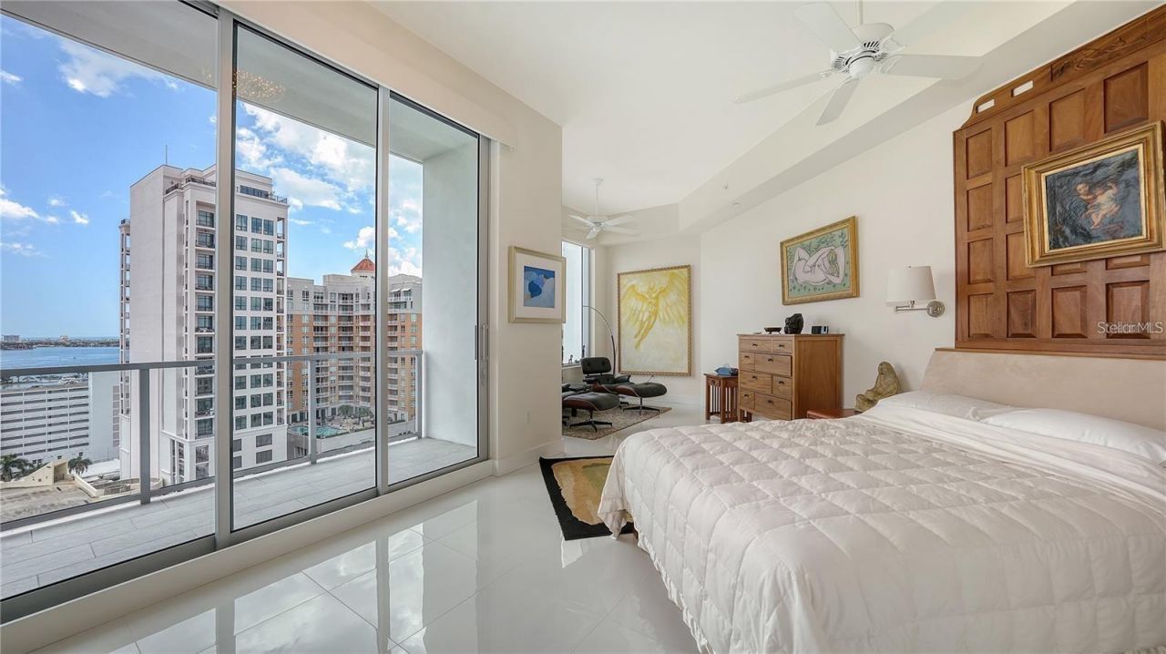 111 S Pineapple Avenue, Unit 1210, Sarasota, FL 34236 Photo