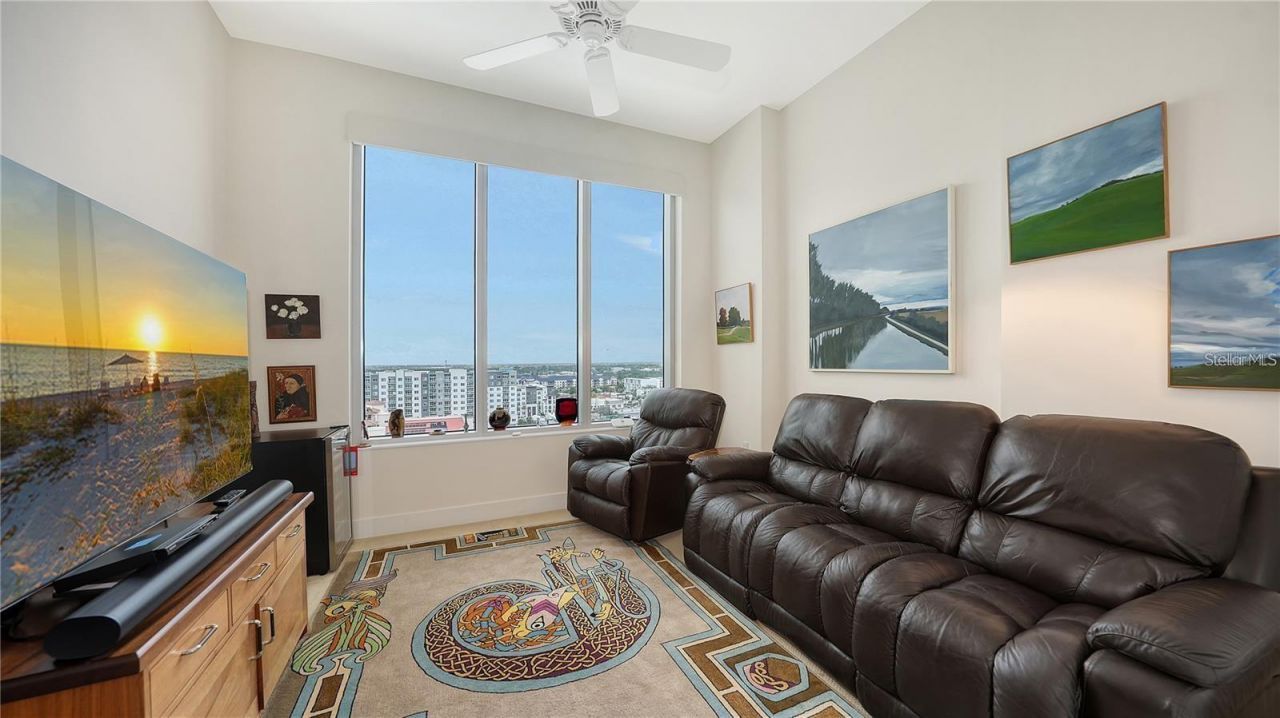 111 S Pineapple Avenue, Unit 1210, Sarasota, FL 34236 Photo