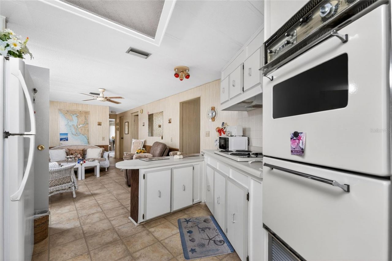 17 N Flora Vista Street, Englewood, FL 34223 Photo