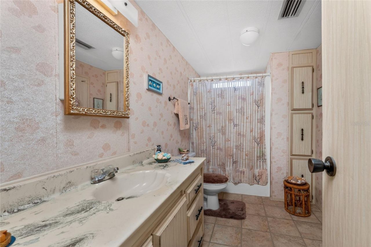 17 N Flora Vista Street, Englewood, FL 34223 Photo