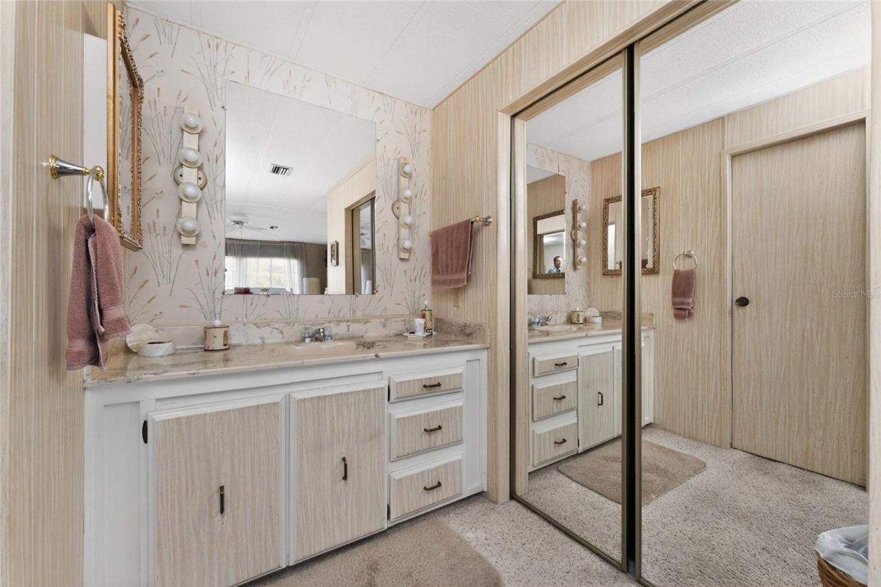 17 N Flora Vista Street, Englewood, FL 34223 Photo
