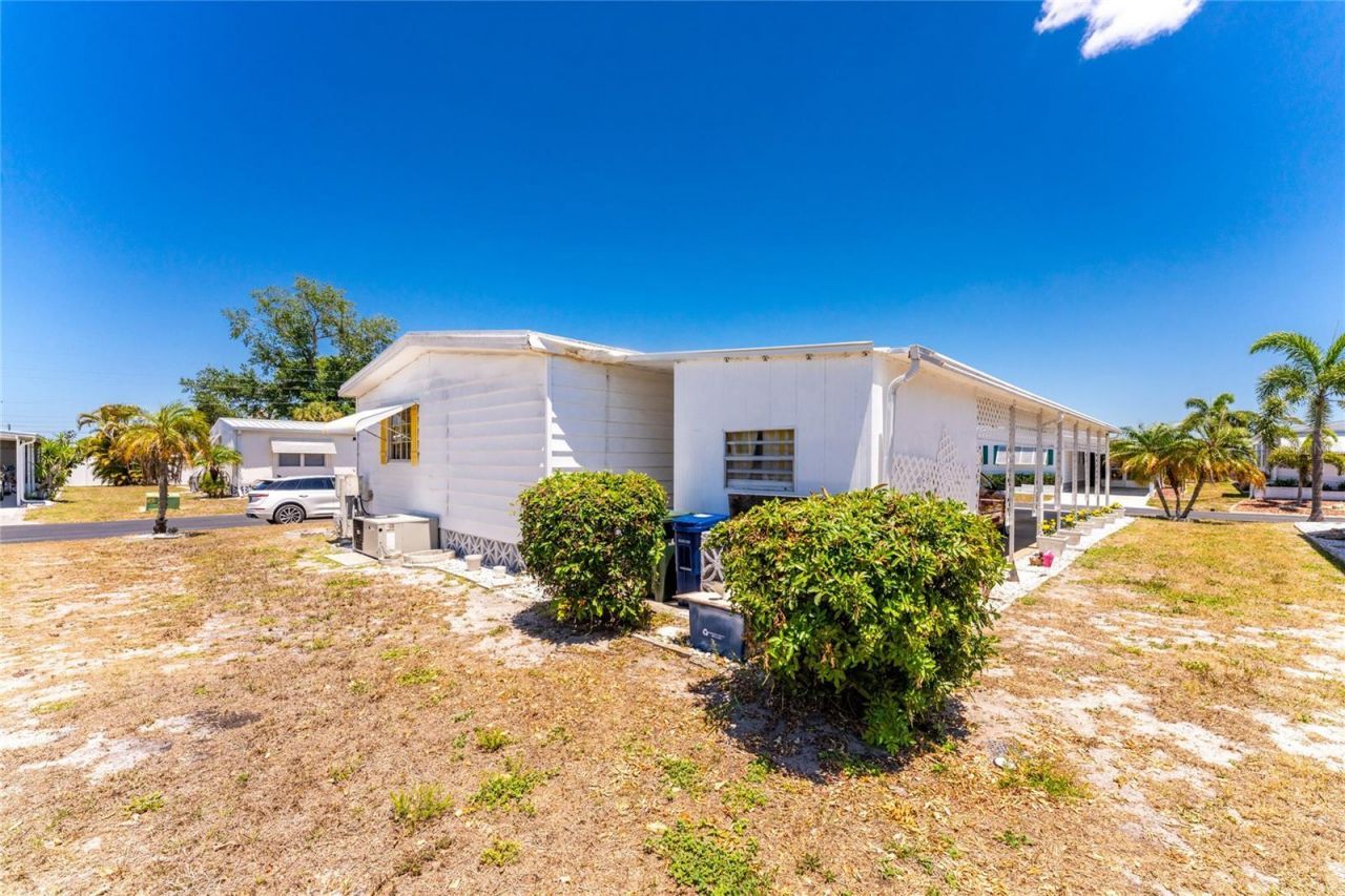 17 N Flora Vista Street, Englewood, FL 34223 Photo