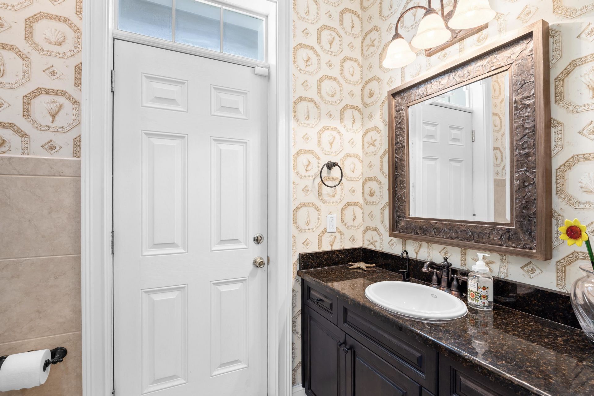 21 Highwood Circle Photo 23