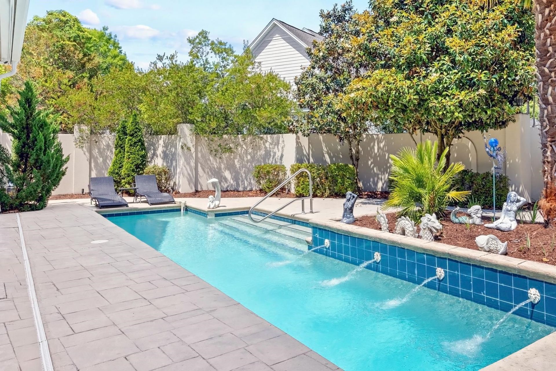 21 Highwood Circle Photo 40