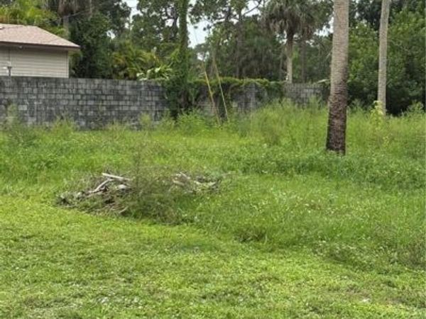 Marx DR , NORTH FORT MYERS, FL 33917