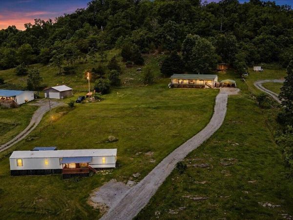 12207 Reedy Creek Road, Bristol, VA 24202