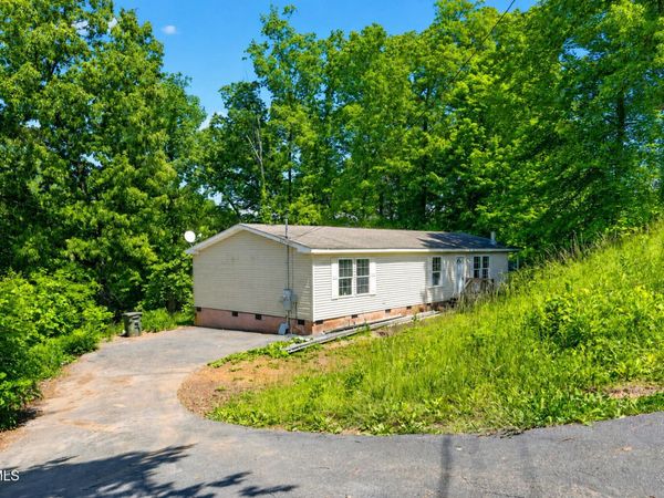 109 Daniel Lane, Elizabethton, TN 37643