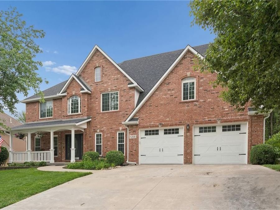Property Image 4