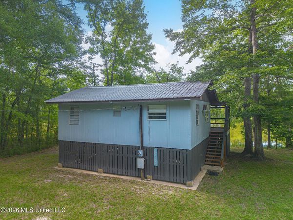 227 Holly Drive, Lucedale, MS 39452