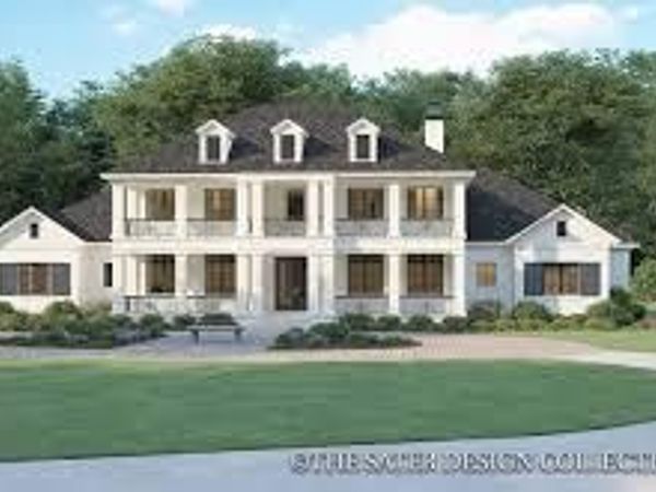 12300 W Center St, Wauwatosa, WI 53222