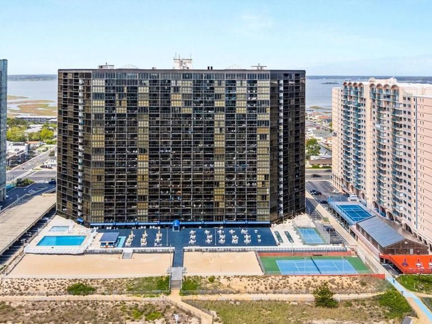 10900 Coastal Highway , Unit 104 GOLDEN, Ocean City, MD 21842 Main Photo