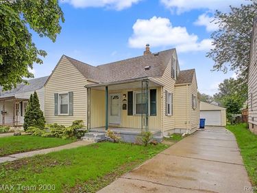 5635 Westpoint Street, Dearborn Heights, MI 48125