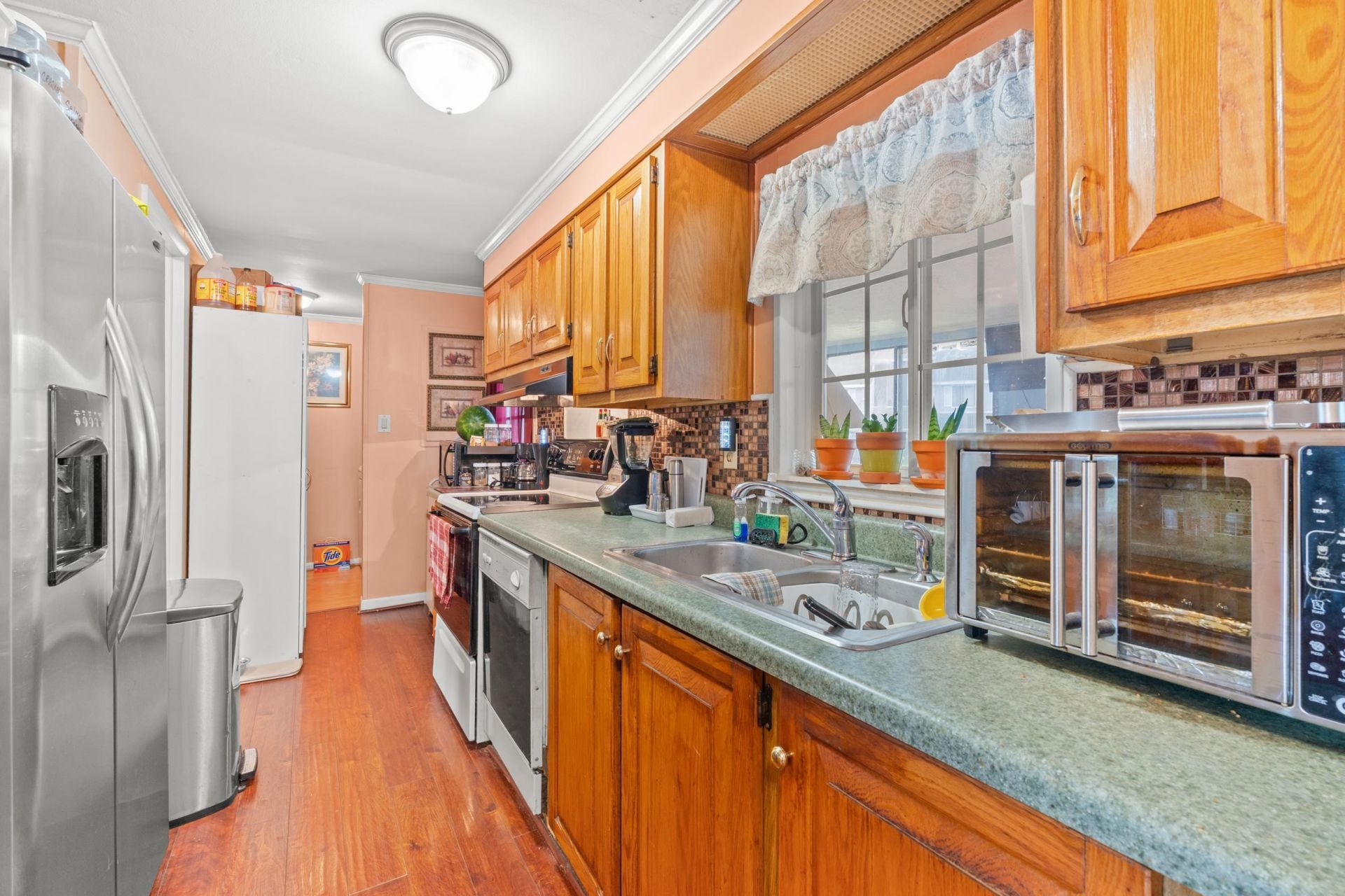120 Queens Rd. Photo 10