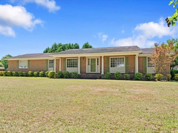 308 Cleveland St. , Mullins, SC 29574