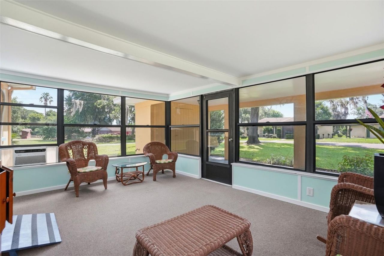 951 Cr 453, Lake Panasoffkee, FL 33538 Photo