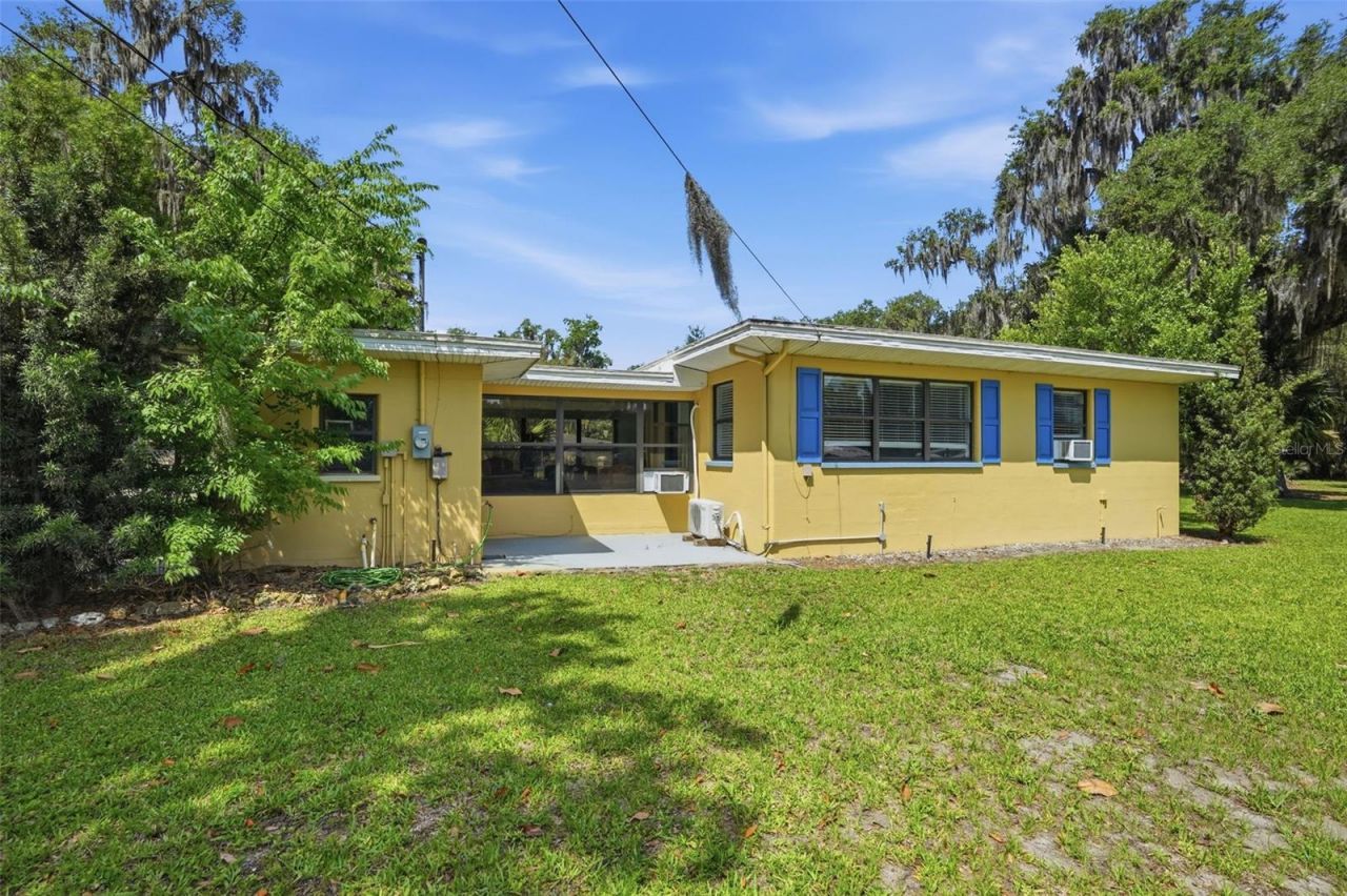 951 Cr 453, Lake Panasoffkee, FL 33538 Photo