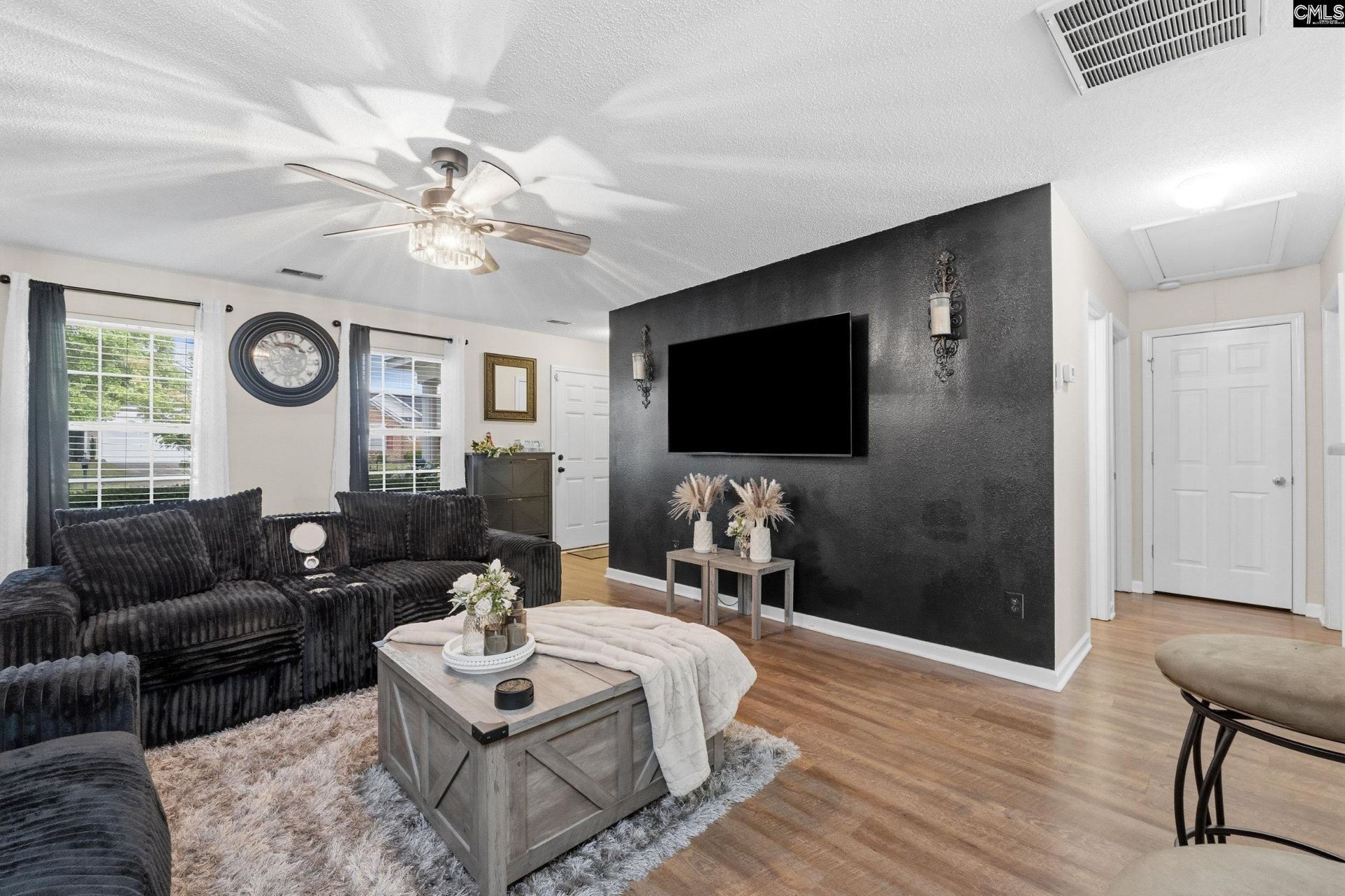 581 Robins Egg Drive  Photo 13