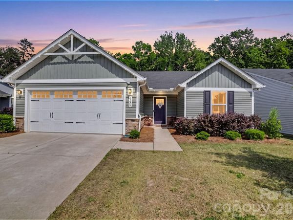 2220 Goldwood Drive, Charlotte, NC 28215