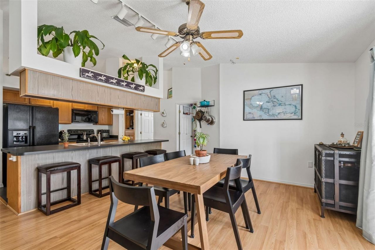 1898 76th Place N, Saint Petersburg, FL 33702 Photo