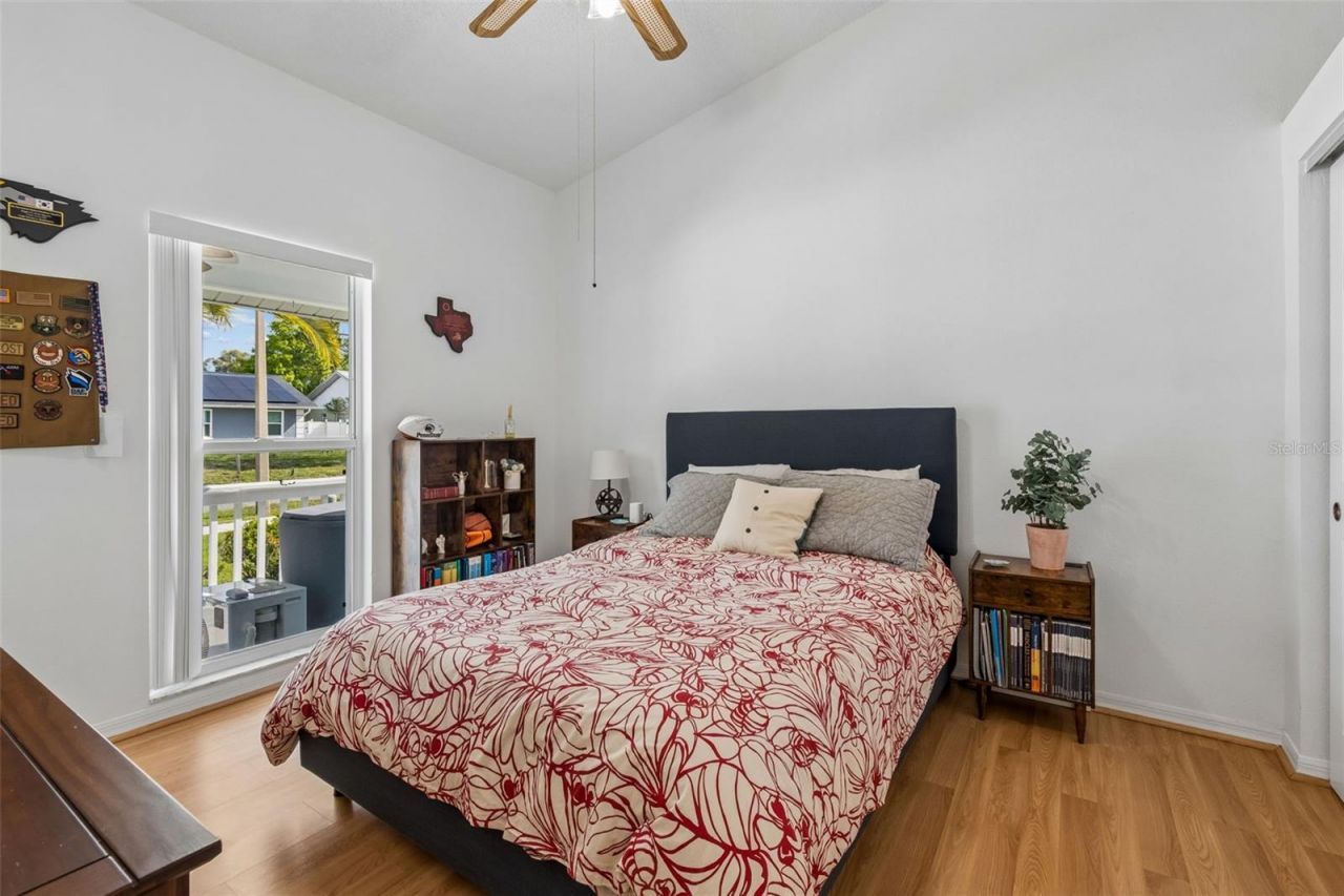 1898 76th Place N, Saint Petersburg, FL 33702 Photo