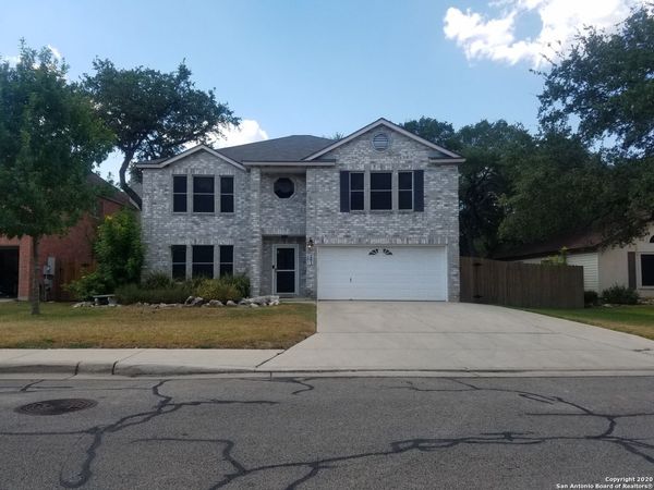 261 SAMANTHA DR, Schertz, TX 78154