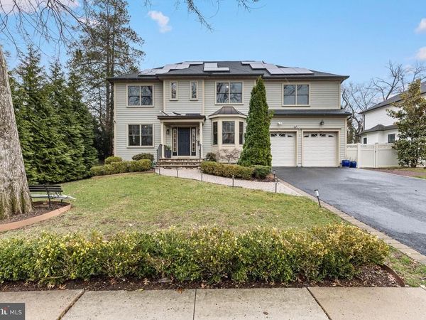 9 HARRIET DRIVE, PRINCETON, NJ 08540