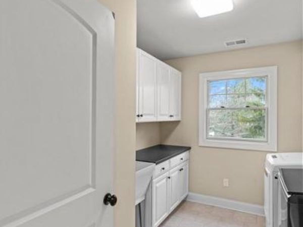 9 HARRIET DRIVE, PRINCETON, NJ 08540