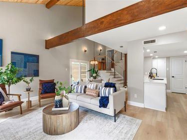 3219 Elizabeth Street, Dallas, TX 75204