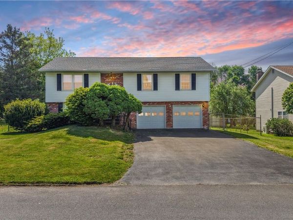 514 Woodburne Drive , Utica, NY 13502