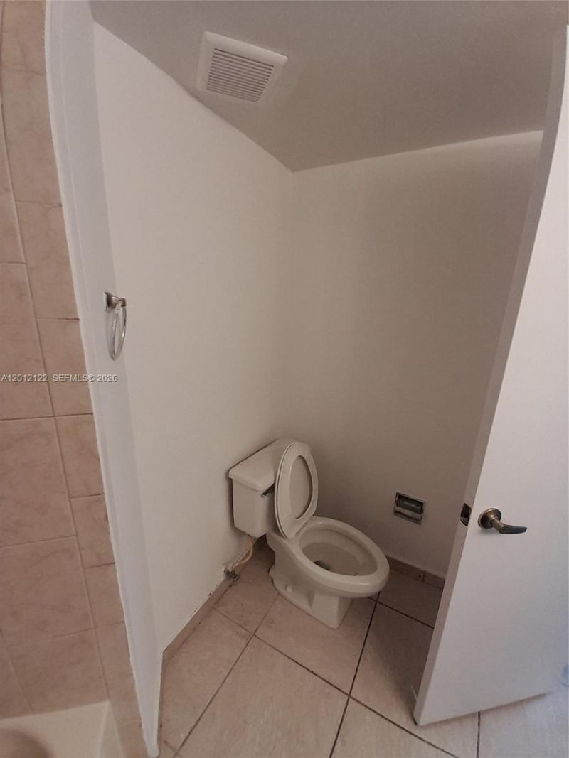 10245 NW 9th St Cir , Unit 204-9, Miami, FL 33172 Photo