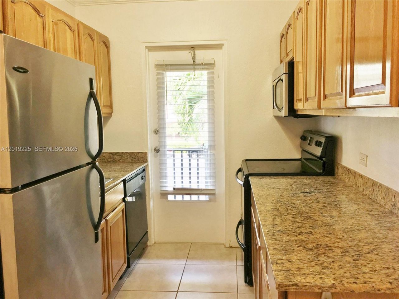 95 Edgewater Dr, Unit 207, Coral Gables, FL 33133 Photo