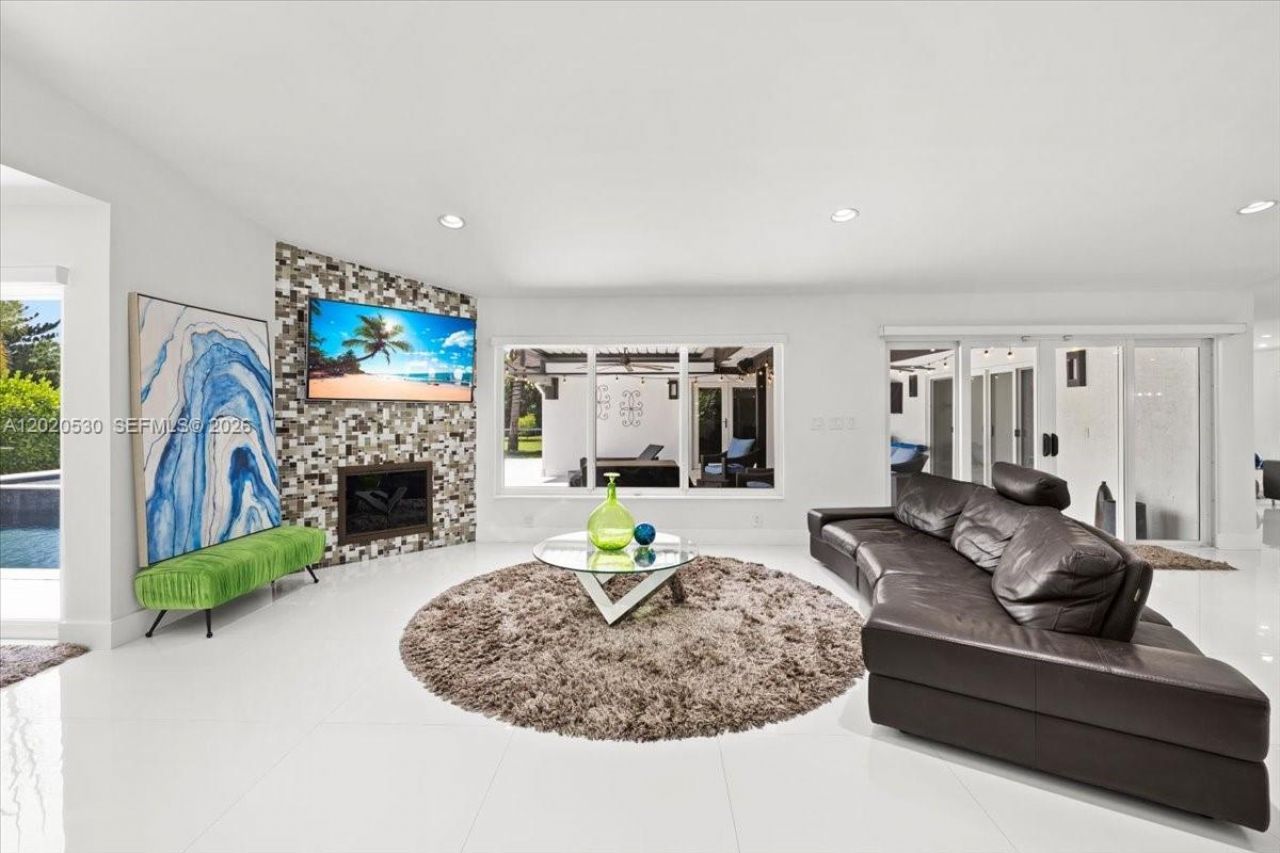 11600 SW 1st St , Plantation, FL 33325 Photo
